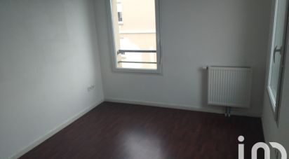 Apartment 3 rooms of 63 m² in Douai (59500)