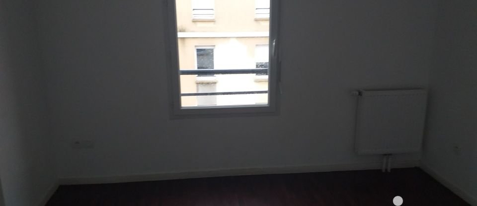 Apartment 3 rooms of 63 m² in Douai (59500)