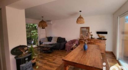 Maison de ville 3 pièces de 74 m² à Nîmes (30900)