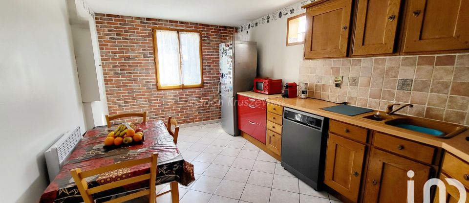 Maison traditionnelle 5 pièces de 105 m² à Livry-Gargan (93190)