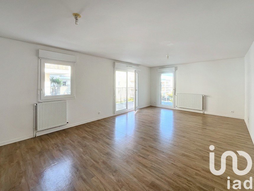 Appartement 4 pièces de 77 m² à Rezé (44400)