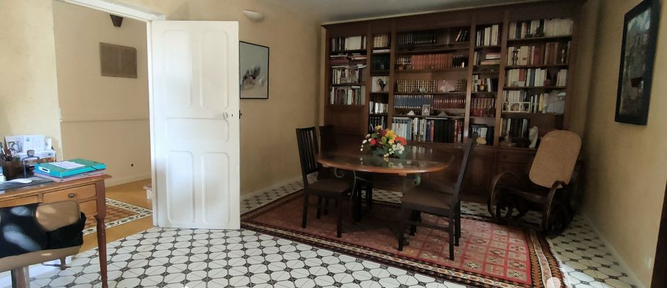 Maison de campagne 6 pièces de 218 m² à Saint-André-de-Roquelongue (11200)