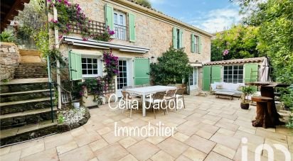 Traditional house 4 rooms of 100 m² in Hyères (83400)