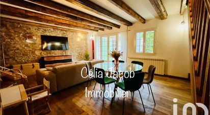 Traditional house 4 rooms of 100 m² in Hyères (83400)