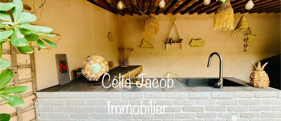 Traditional house 4 rooms of 100 m² in Hyères (83400)