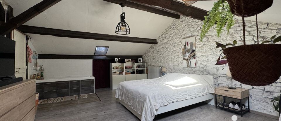 Maison 5 pièces de 191 m² à Alès (30100)