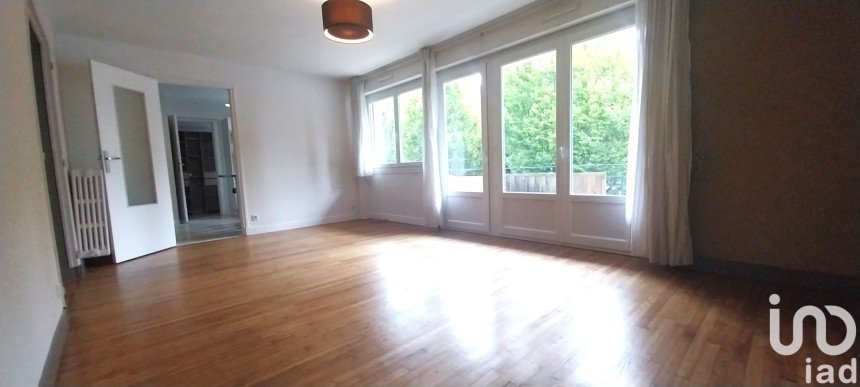 Appartement 5 pièces de 85 m² à Lorient (56100)