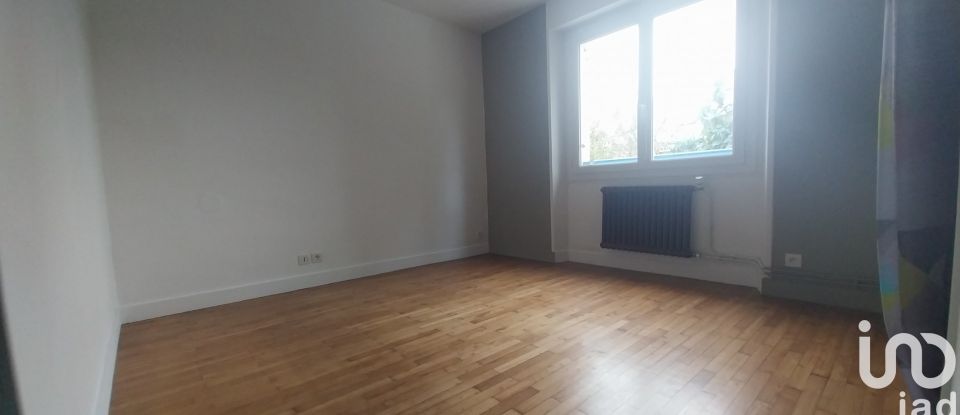 Appartement 5 pièces de 85 m² à Lorient (56100)