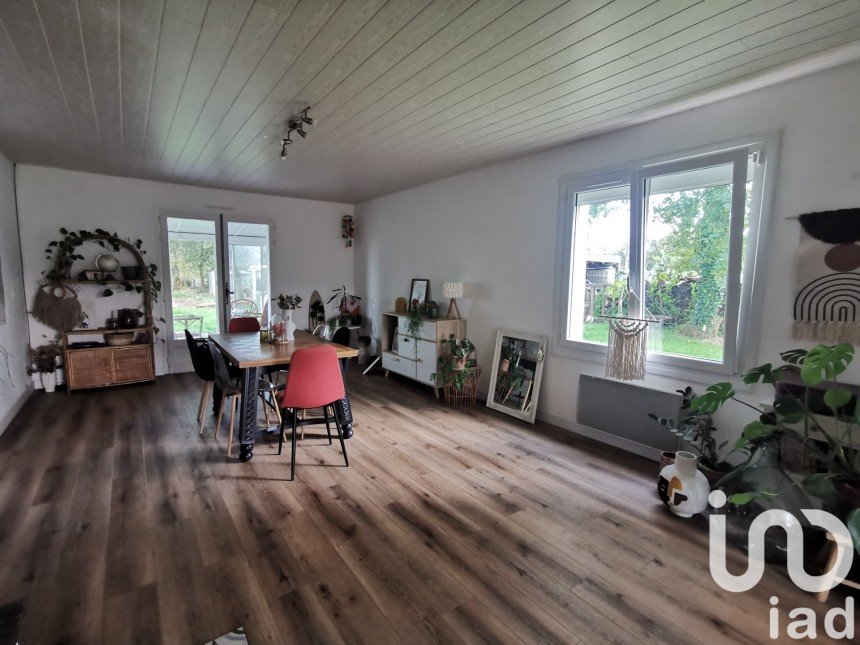 Maison 5 pièces de 107 m² à Bellevigny (85170)