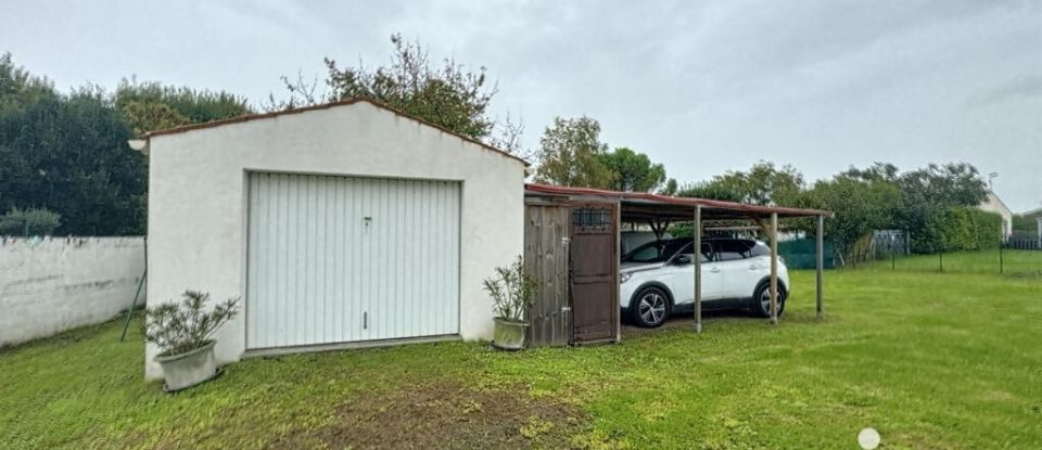 Maison 2 pièces de 55 m² à Saint-Laurent-de-la-Prée (17450)