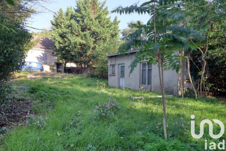 Land of 403 m² in Bezons (95870)