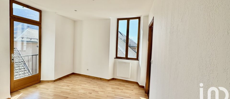 Apartment 5 rooms of 102 m² in Albertville (73200)