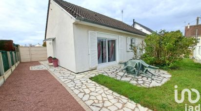 Maison 5 pièces de 102 m² à Yèvres (28160)