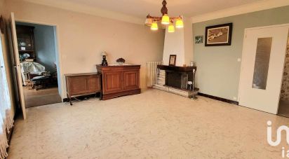 House 5 rooms of 129 m² in Nieuil-l'Espoir (86340)