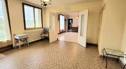 House 5 rooms of 129 m² in Nieuil-l'Espoir (86340)