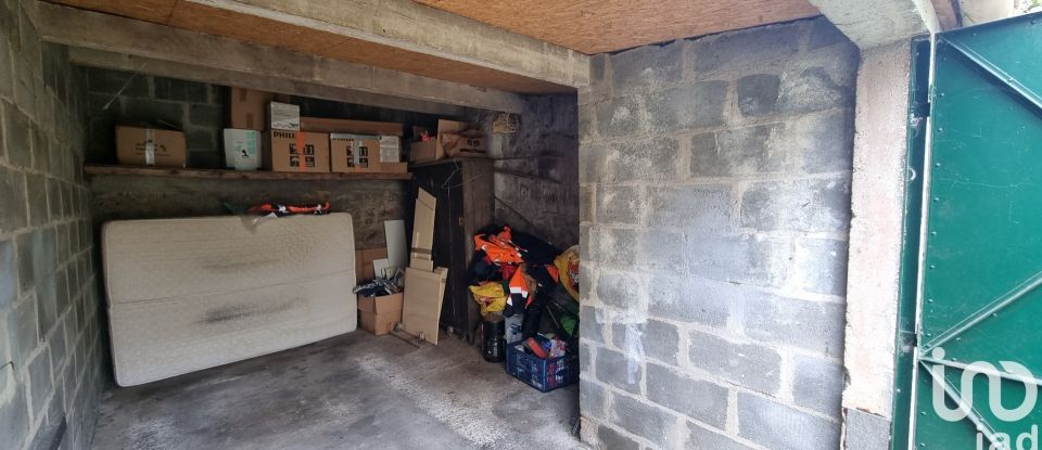 Parking/garage/box de 22 m² à Corbeil-Essonnes (91100)