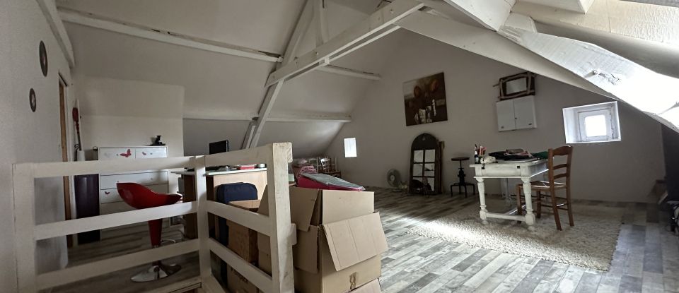 Maison 5 pièces de 165 m² à Quins (12800)