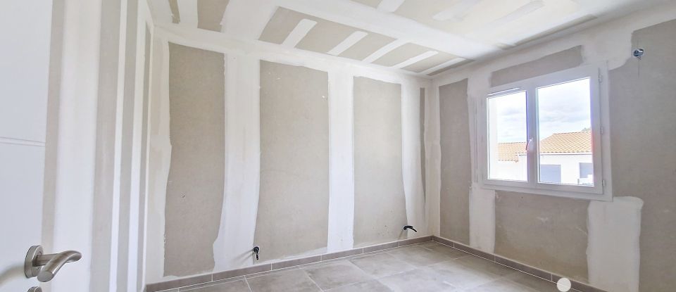 Maison 4 pièces de 95 m² à Roujan (34320)