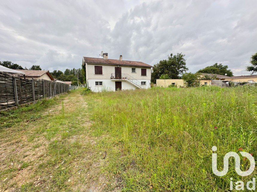 Maison traditionnelle 5 pièces de 112 m² à Saint-Michel-de-Rieufret (33720)