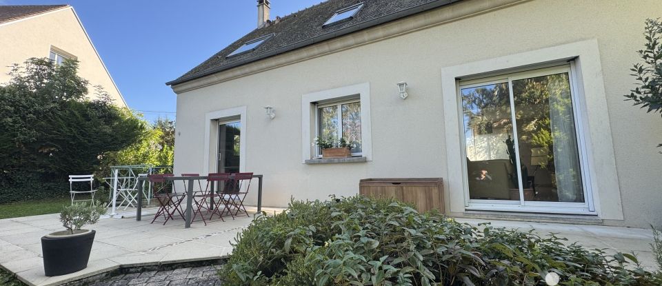 House 7 rooms of 145 m² in Pringy (77310)