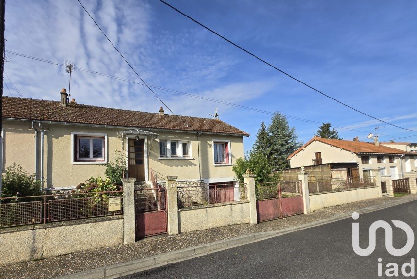 Maison 3 pièces de 63 m² à Béthines (86310)