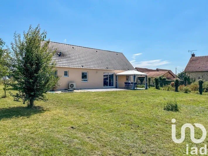 Maison 5 pièces de 109 m² à La Heunière (27950)