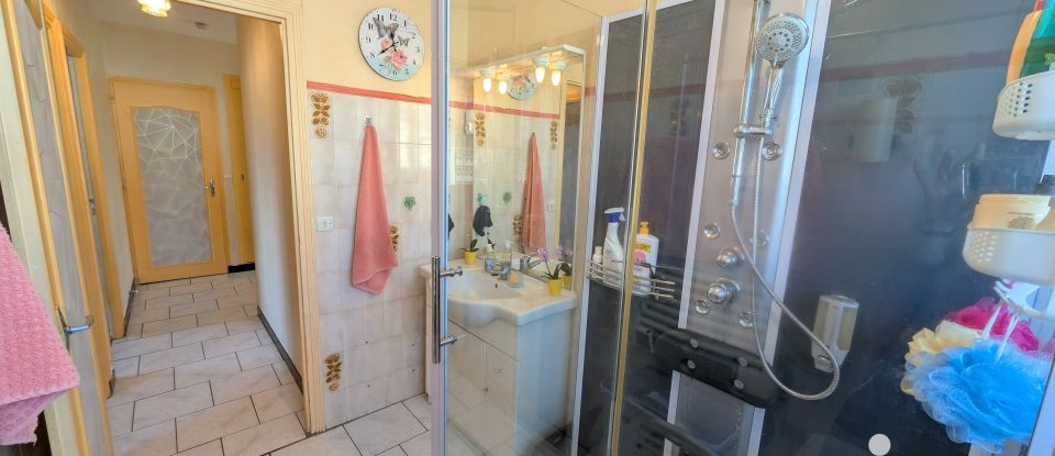 Maison 5 pièces de 102 m² à Bouresse (86410)