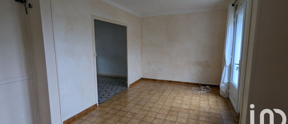 Traditional house 4 rooms of 80 m² in Aubigny-sur-Nère (18700)