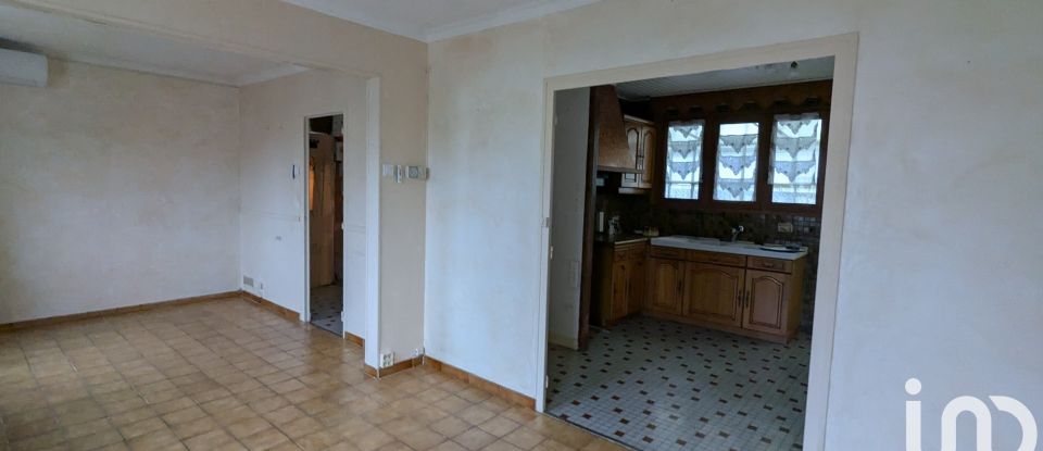 Traditional house 4 rooms of 80 m² in Aubigny-sur-Nère (18700)