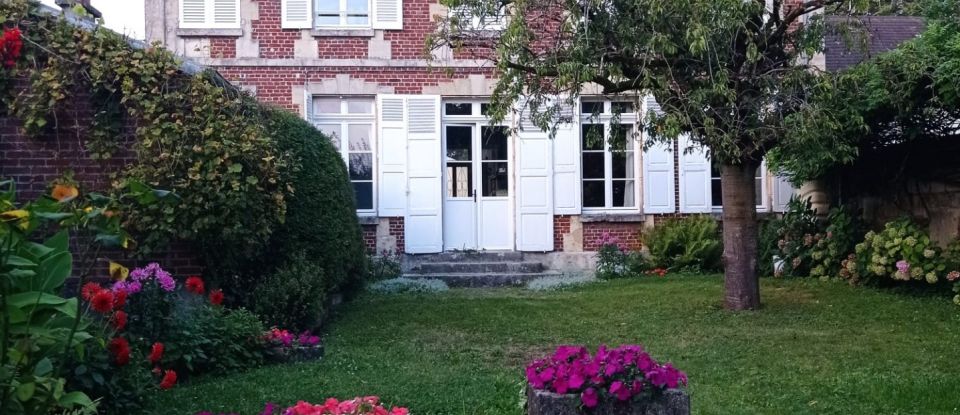 Traditional house 12 rooms of 222 m² in Noyon (60400)