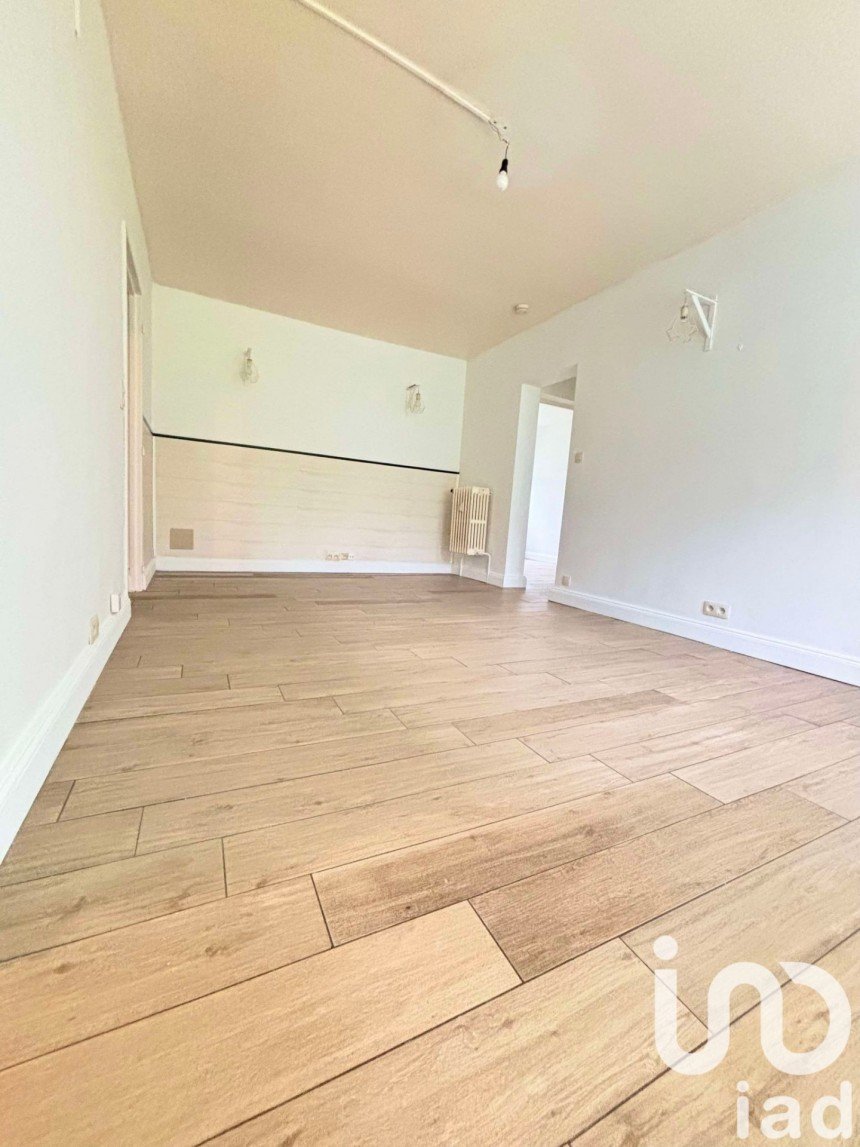 Appartement 4 pièces de 51 m² à Tourcoing (59200)