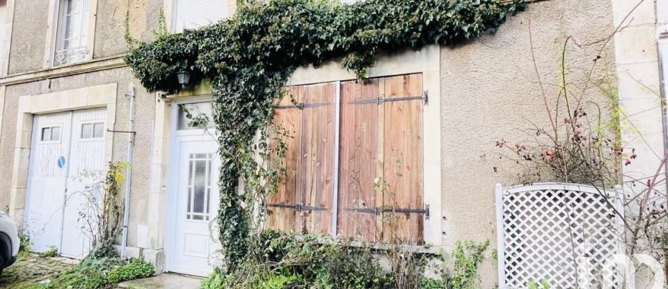 Traditional house 5 rooms of 185 m² in Val-de-Meuse (52140)