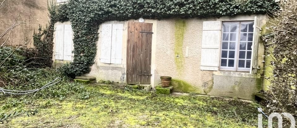 Traditional house 5 rooms of 185 m² in Val-de-Meuse (52140)