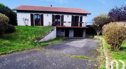 Maison 5 pièces de 126 m² à Merle-Leignec (42380)