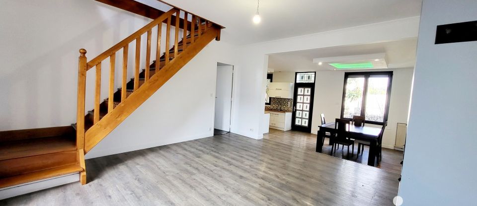 Maison traditionnelle 5 pièces de 120 m² à Argenteuil (95100)