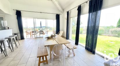 Maison 8 pièces de 350 m² à Sanary-sur-Mer (83110)