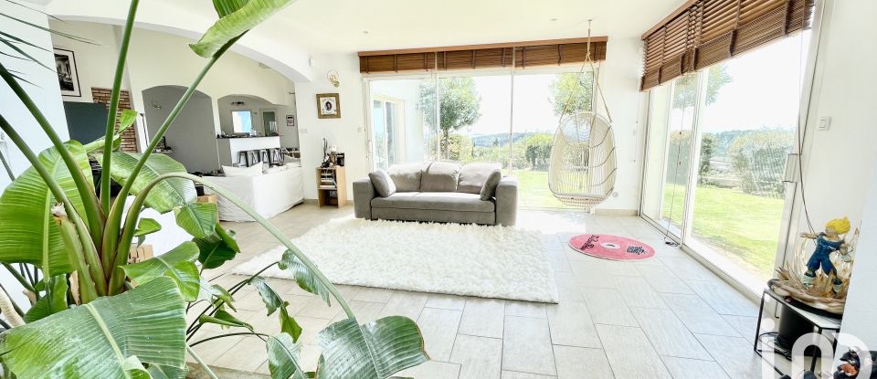 Maison 8 pièces de 350 m² à Sanary-sur-Mer (83110)