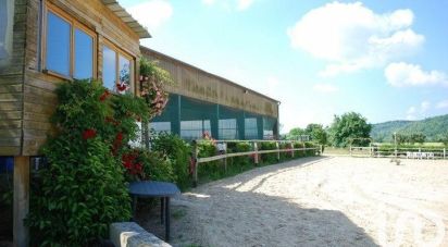 Haras 5 pièces de 140 m² à Bouafles (27700)