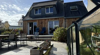 Maison traditionnelle 6 pièces de 109 m² à Camaret-sur-Mer (29570)