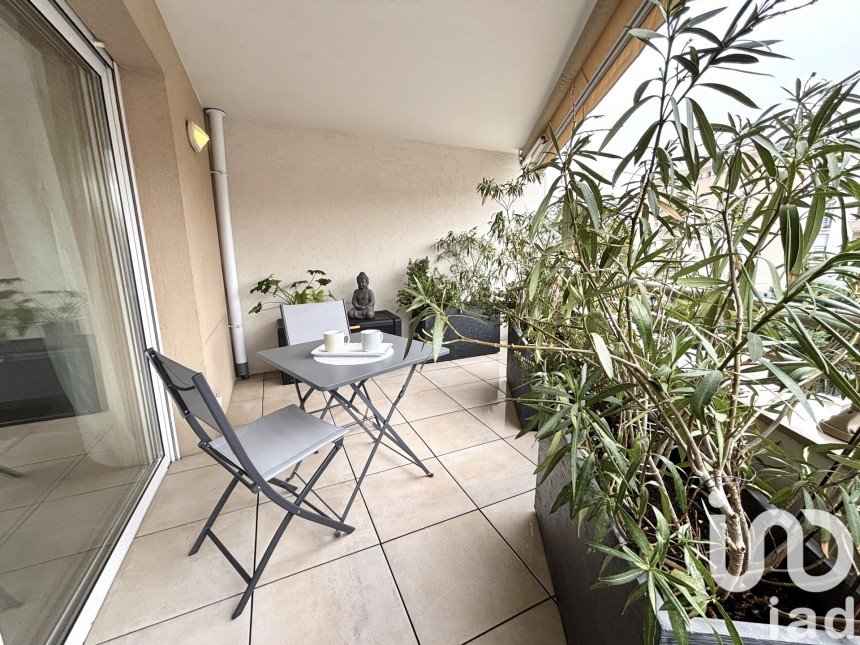 Appartement 3 pièces de 74 m² à Fréjus (83600)