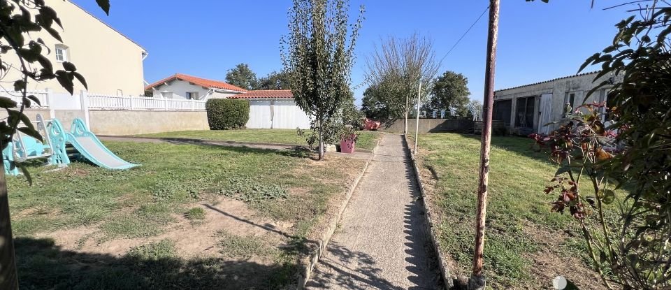 Maison traditionnelle 5 pièces de 105 m² à Saint-Mathurin (85150)