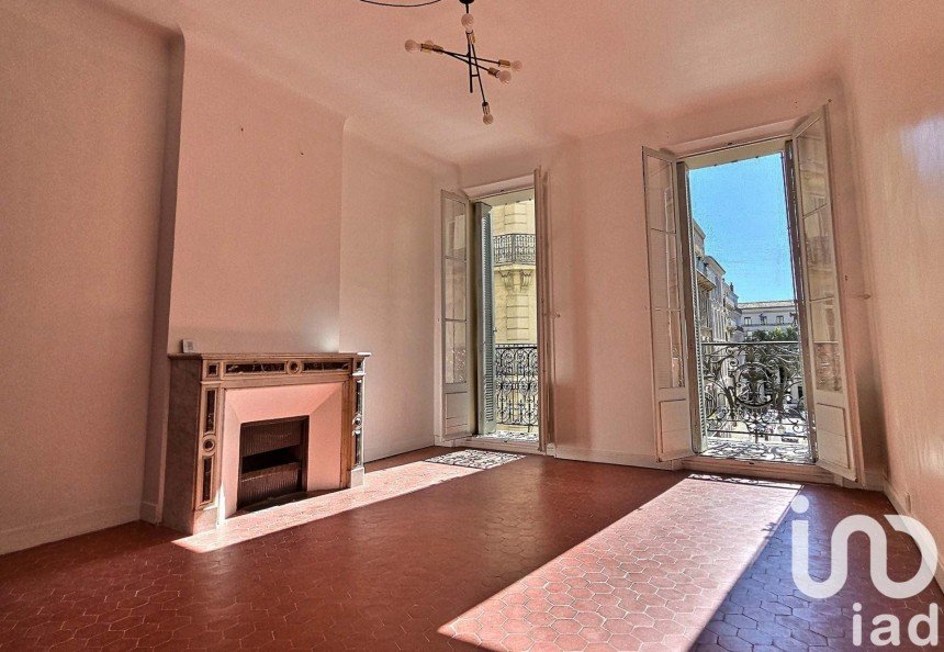 Appartement 4 pièces de 85 m² à Toulon (83000)