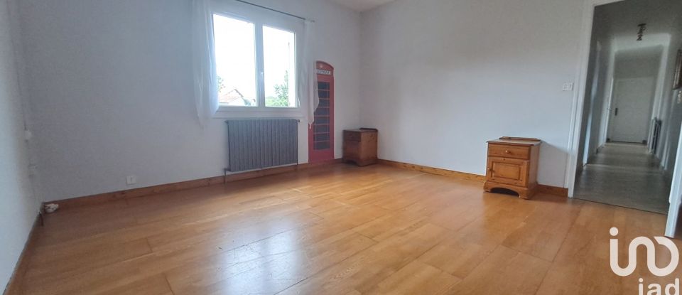 Maison traditionnelle 5 pièces de 132 m² à La Peyratte (79200)