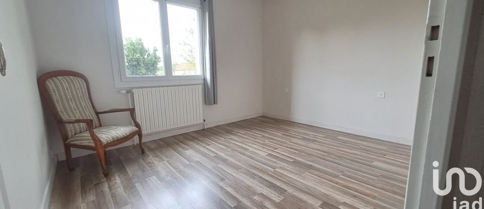 Maison traditionnelle 5 pièces de 132 m² à La Peyratte (79200)