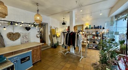 Retail property of 44 m² in Lardy (91510)