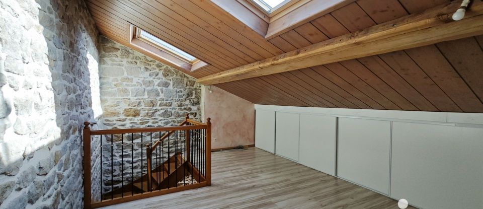 Maison 4 pièces de 75 m² à Saint-Chamond (42400)