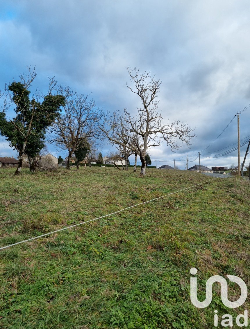 Terrain de 4 530 m² à Jugeals-Nazareth (19500)