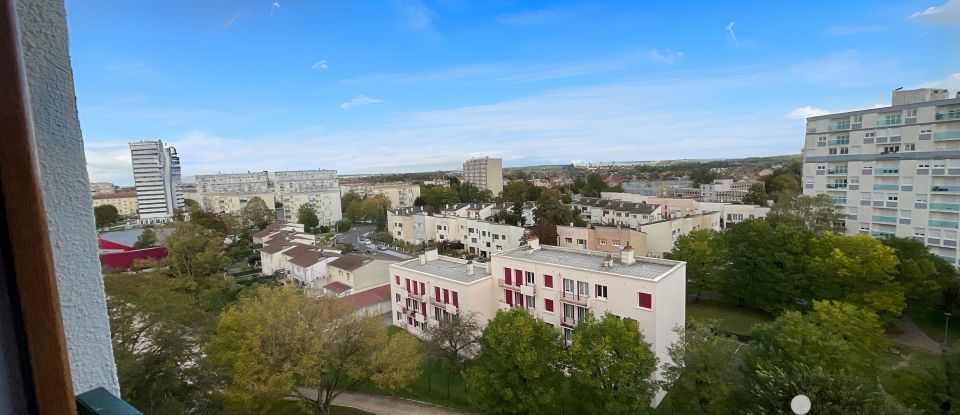 Apartment 3 rooms of 60 m² in Châlons-en-Champagne (51000)