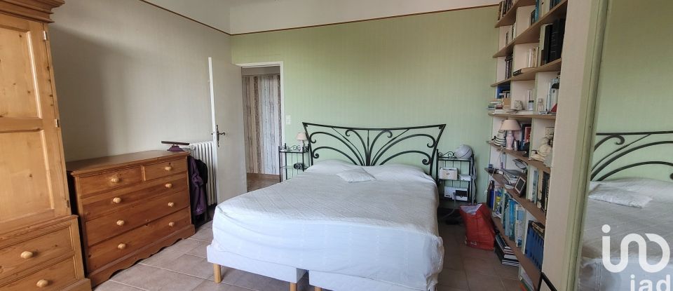 Traditional house 5 rooms of 120 m² in Toulon (83000)