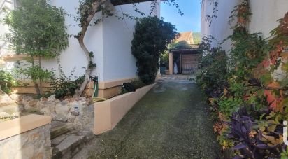 Maison traditionnelle 5 pièces de 120 m² à Toulon (83000)